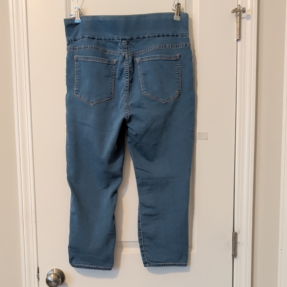 Women's Blue Jeans - Picture 2 of 5